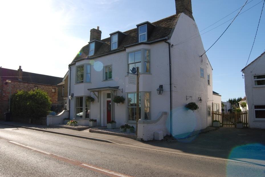 Old Riverview Guest House Earith Exterior foto