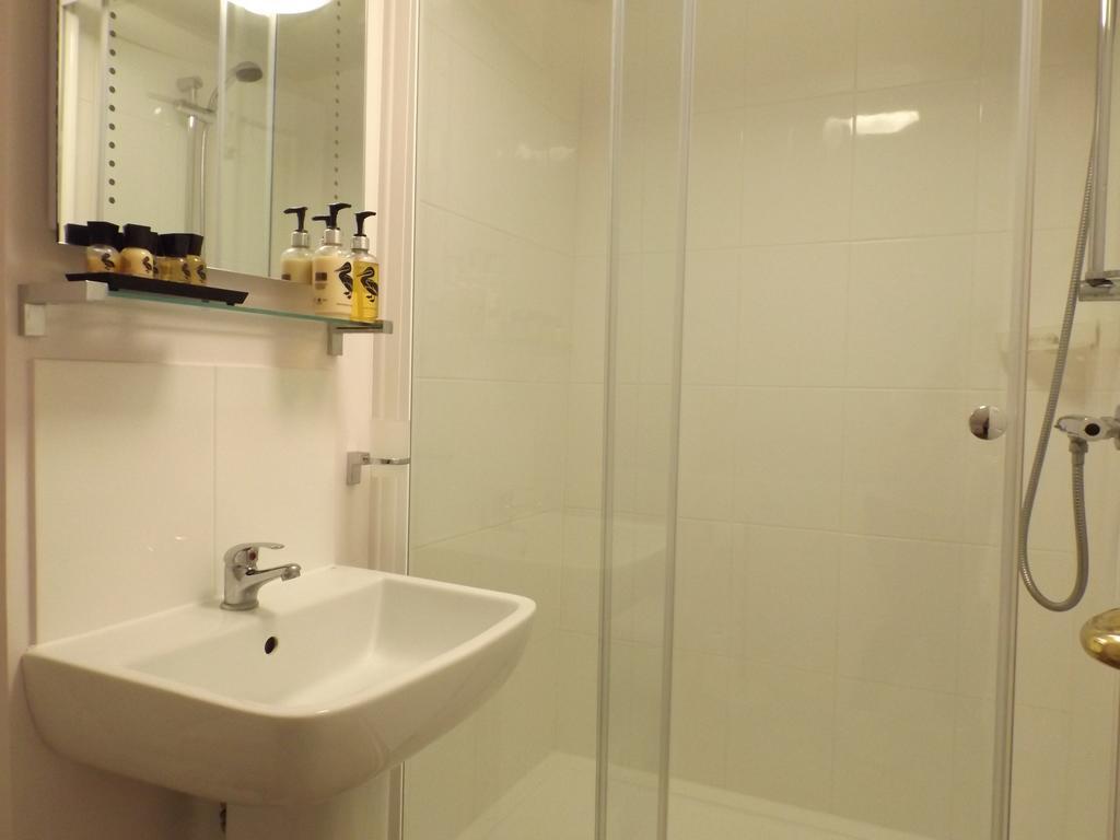 Old Riverview Guest House Earith Quarto foto